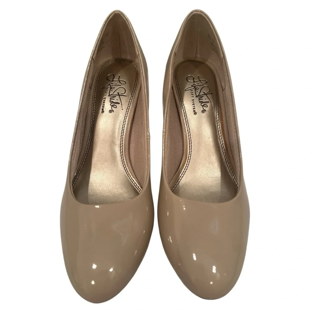 Life Stride Soft System Patent Beige Pumps Comfort Neutral Sz 7N New W/O Box